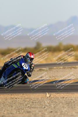 media/Dec-09-2023-SoCal Trackdays (Sat) [[76a8ac2686]]/Turn 15 Set 2 (245pm)/